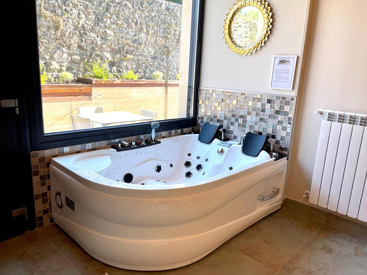 Akla Hotel Suites Valles Pasiegos Saro 외부 사진