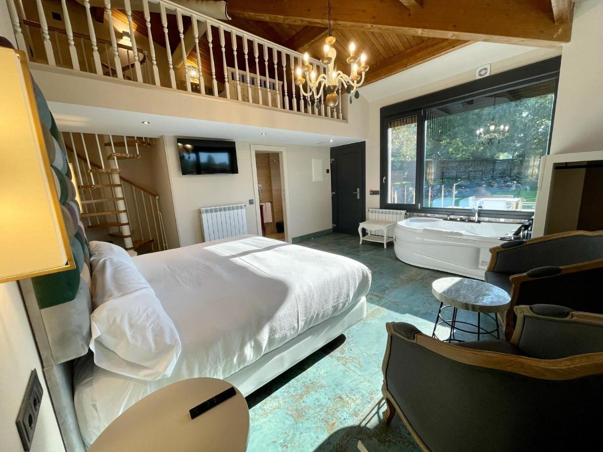 Akla Hotel Suites Valles Pasiegos Saro 외부 사진