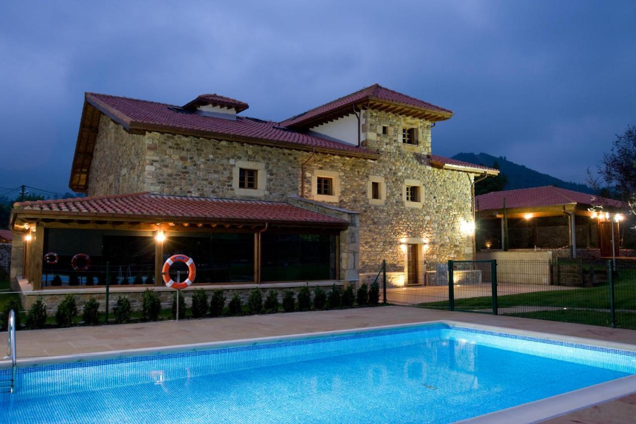 Akla Hotel Suites Valles Pasiegos Saro 외부 사진