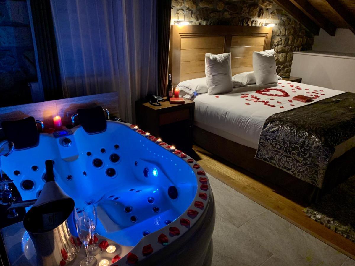 Akla Hotel Suites Valles Pasiegos Saro 외부 사진
